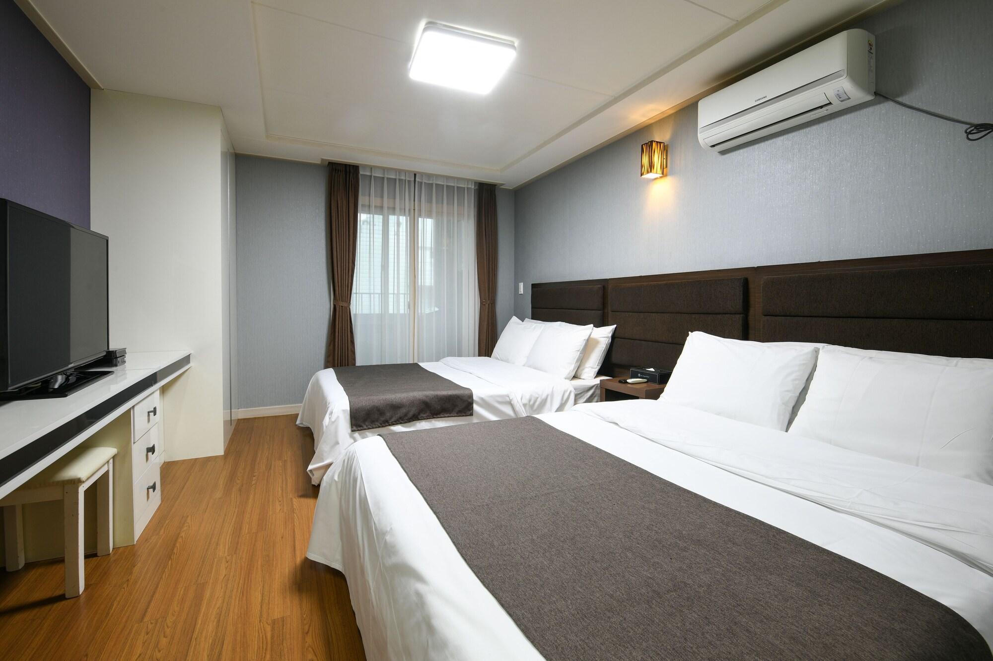 Jeju Airport Hotel Exterior photo